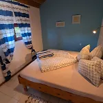Viscovery Boutique فندق مبيت وإفطار روكافاك