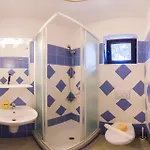 Viscovery Boutique فندق مبيت وإفطار روكافاك