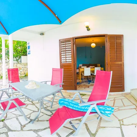 Viscovery Boutique 3* 루카박