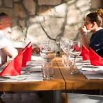 Viscovery Boutique 3* Rukavac (Vis)