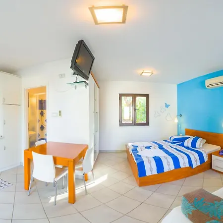 Viscovery Boutique Bed & Breakfast 3*